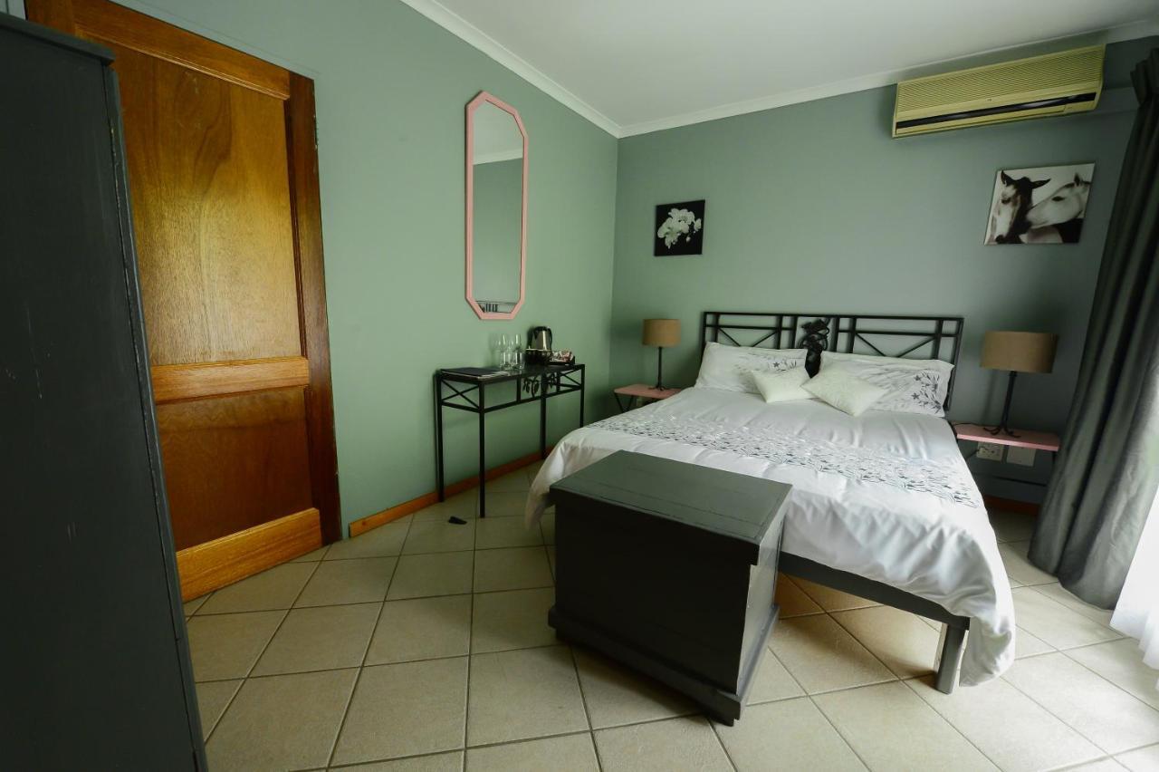 เดอ วิงเกอร์ด วิจ์แลนด์ ลอดจ์ Hotel พาร์ล ภายนอก รูปภาพ